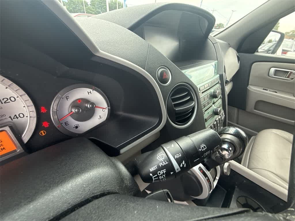 Thumbnail: 2011 Honda Pilot - 26