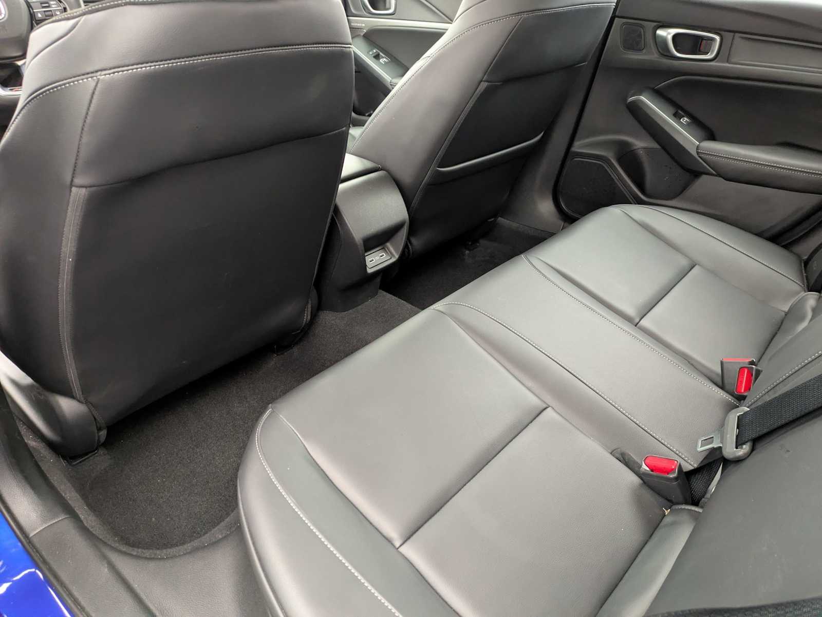 Thumbnail: 2023 Acura Integra - 17