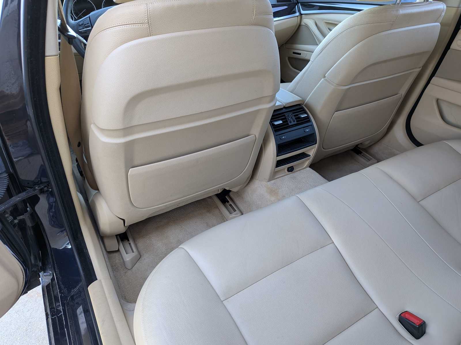 Thumbnail: 2014 BMW 5 Series - 32