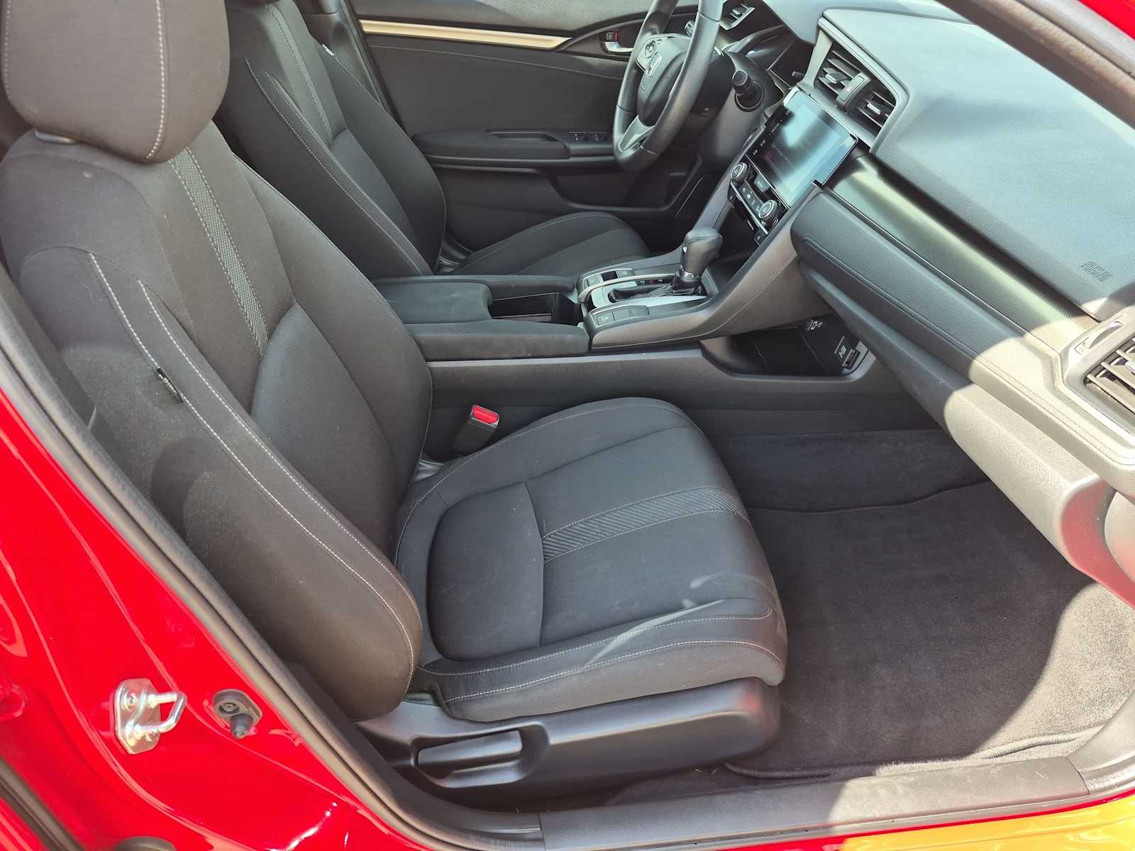 2018 Honda Civic Hatchback EX - Photo 21