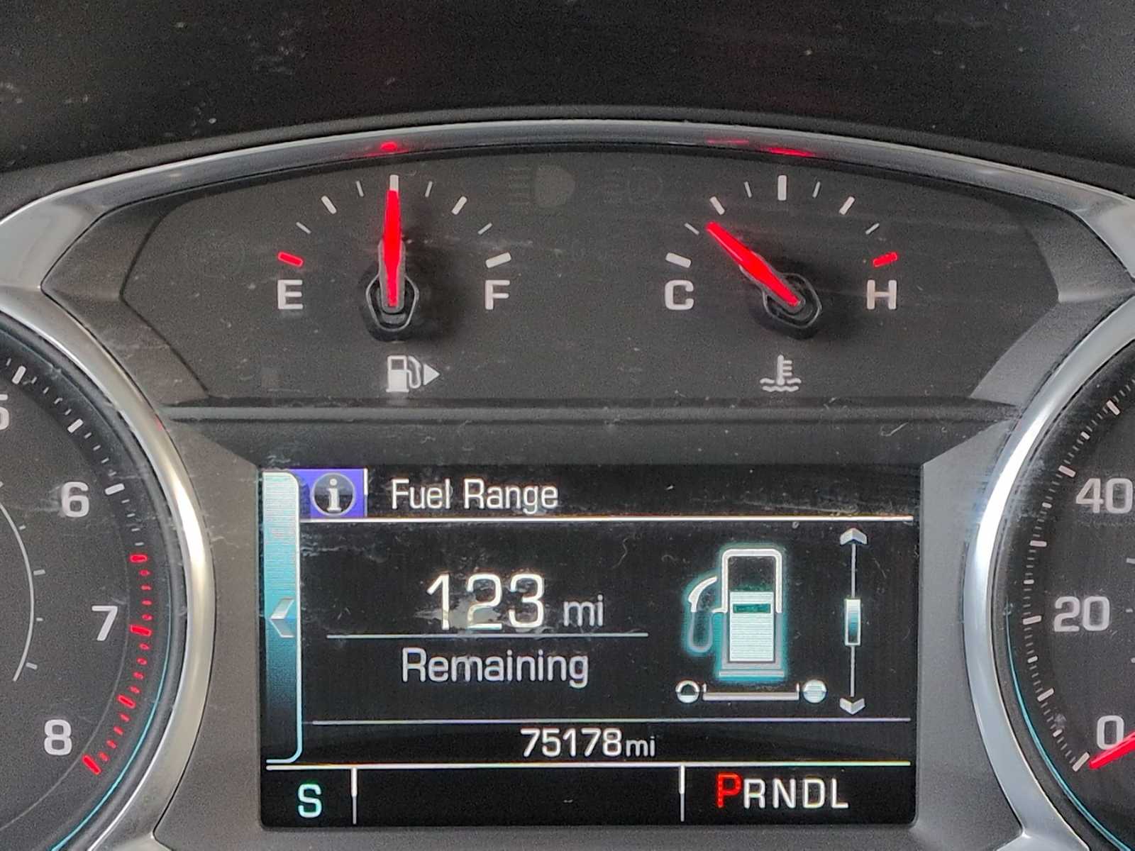 Thumbnail: 2016 Chevrolet Malibu - 29