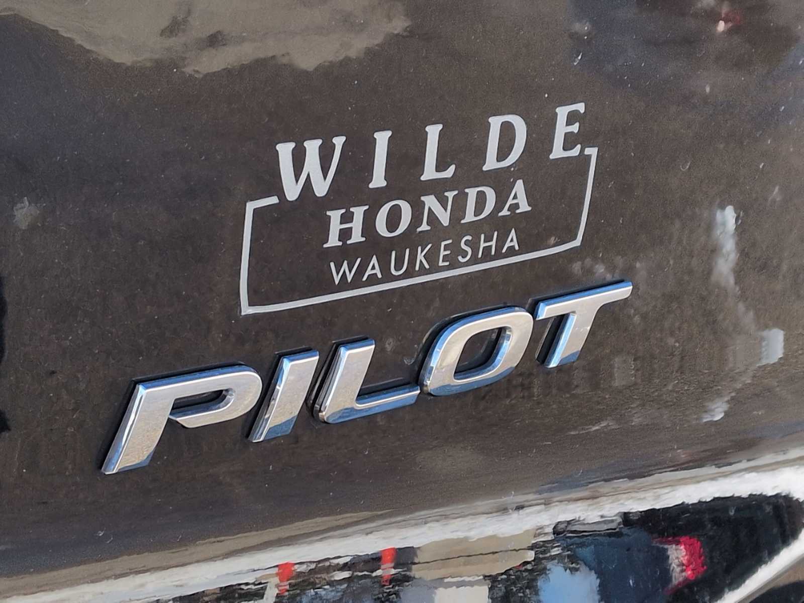 Thumbnail: 2017 Honda Pilot - 12