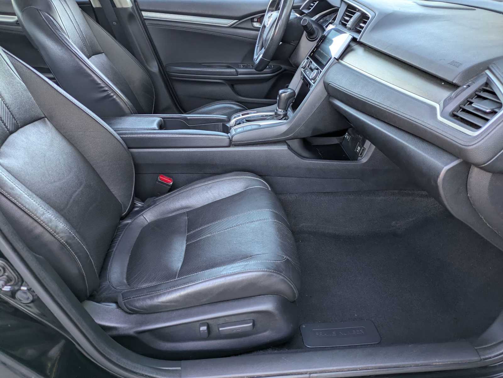 Thumbnail: 2017 Honda Civic - 22