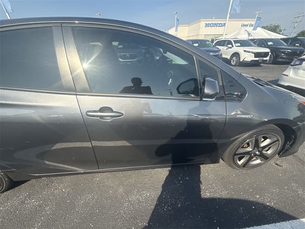 Thumbnail: 2019 Toyota Prius - 8