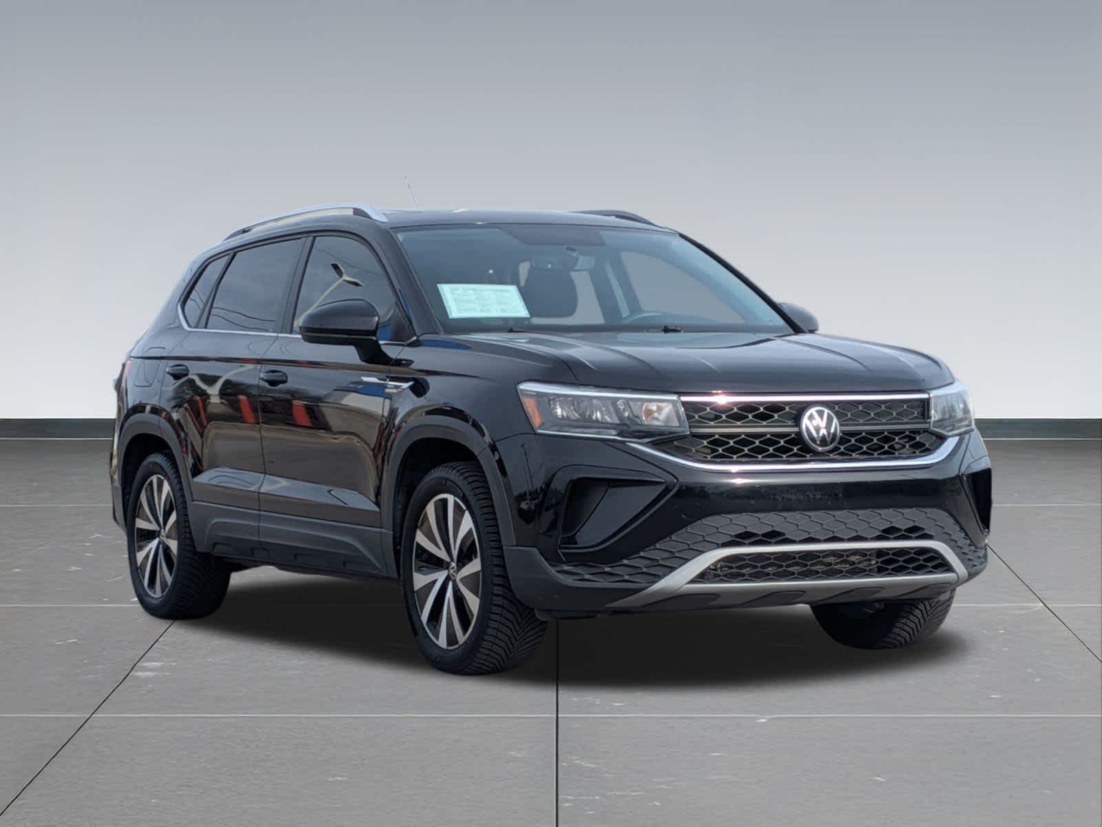 Thumbnail: 2022 Volkswagen Taos - 8