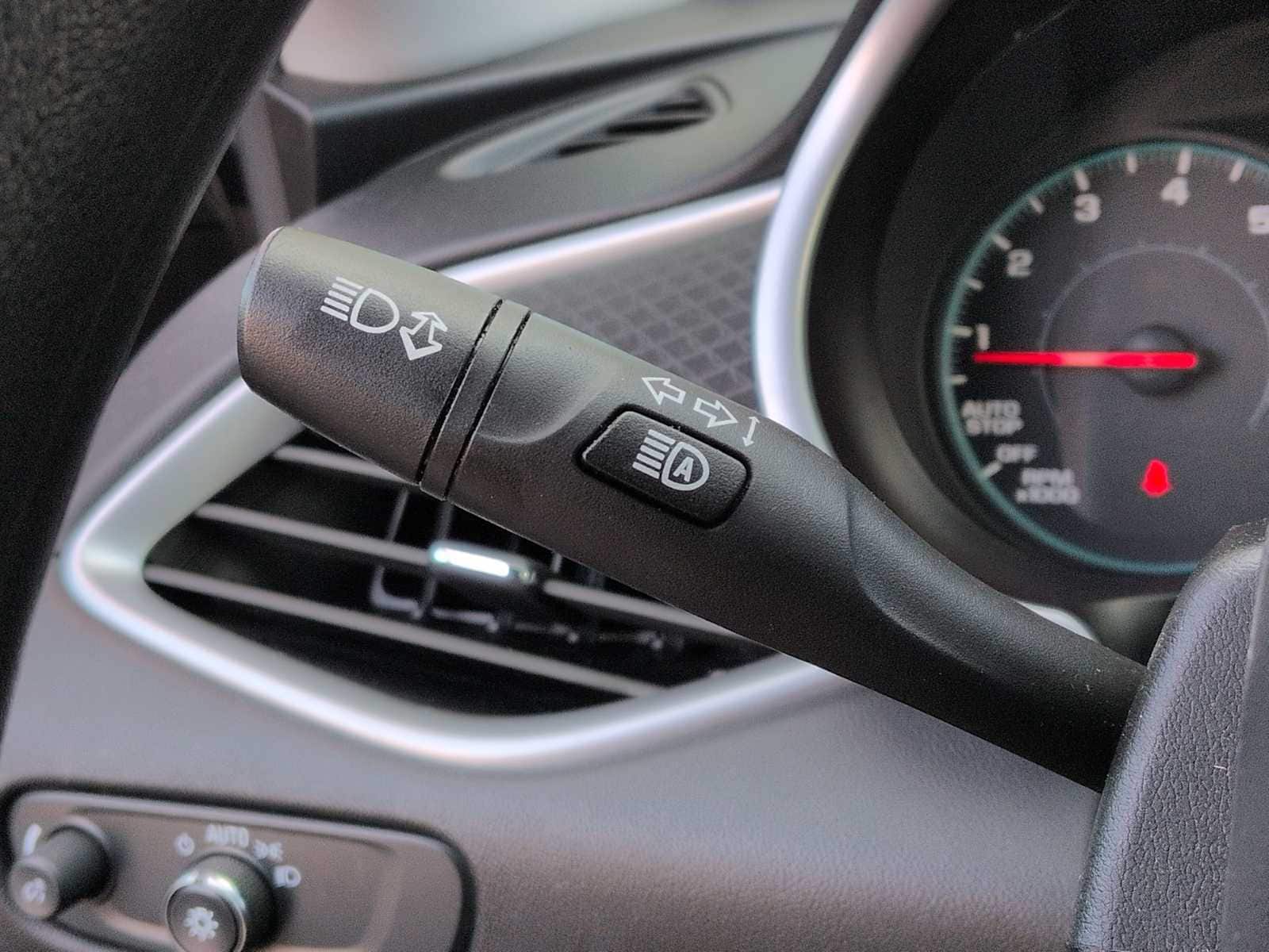 Thumbnail: 2023 Chevrolet Malibu - 26