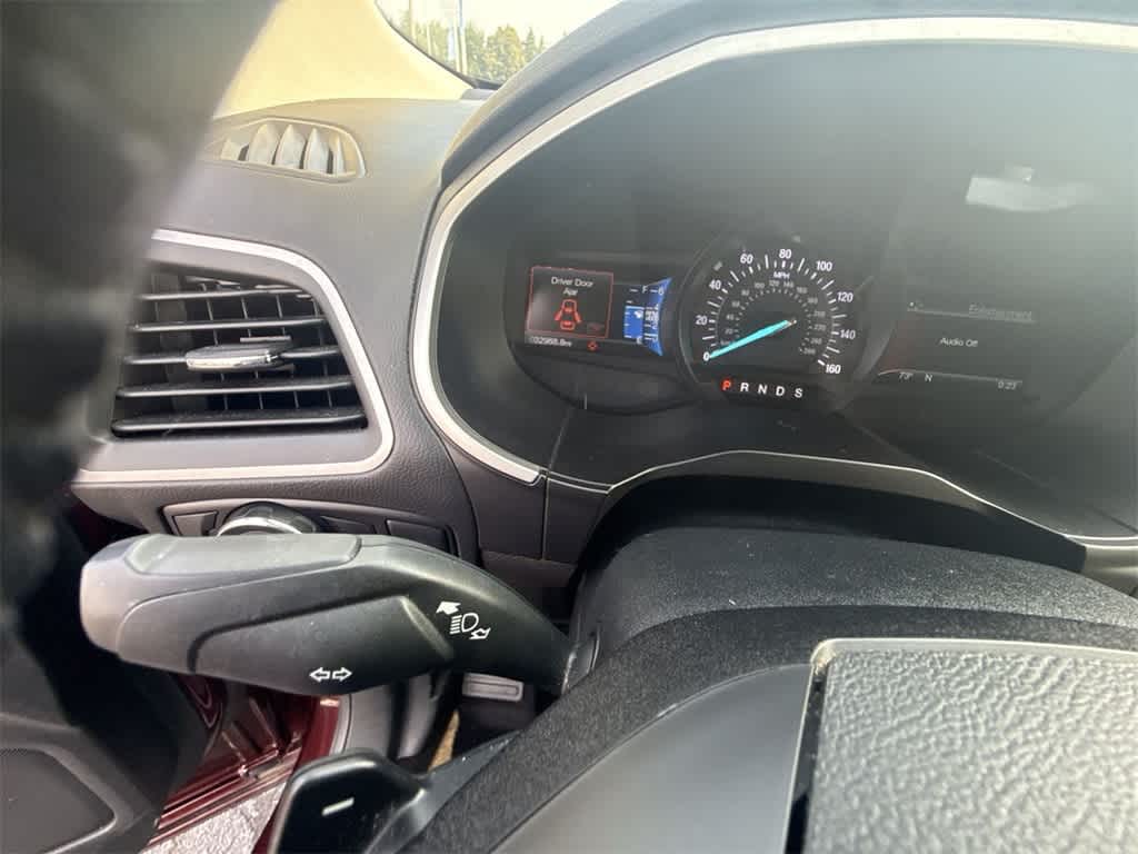 Thumbnail: 2018 Ford Edge - 26
