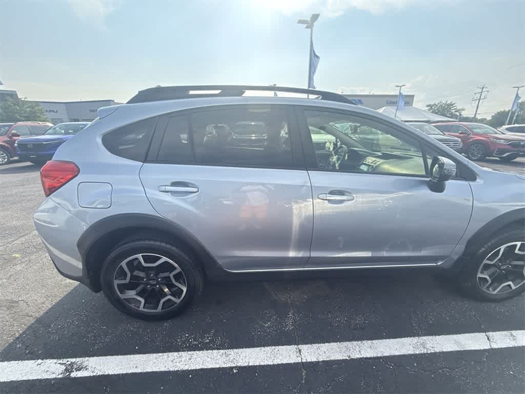 Thumbnail: 2016 Subaru Crosstrek - 7