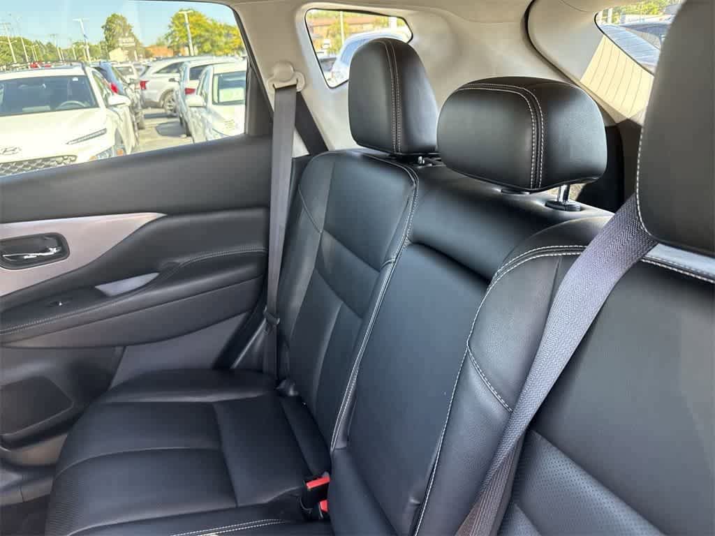 Thumbnail: 2019 Nissan Murano - 19