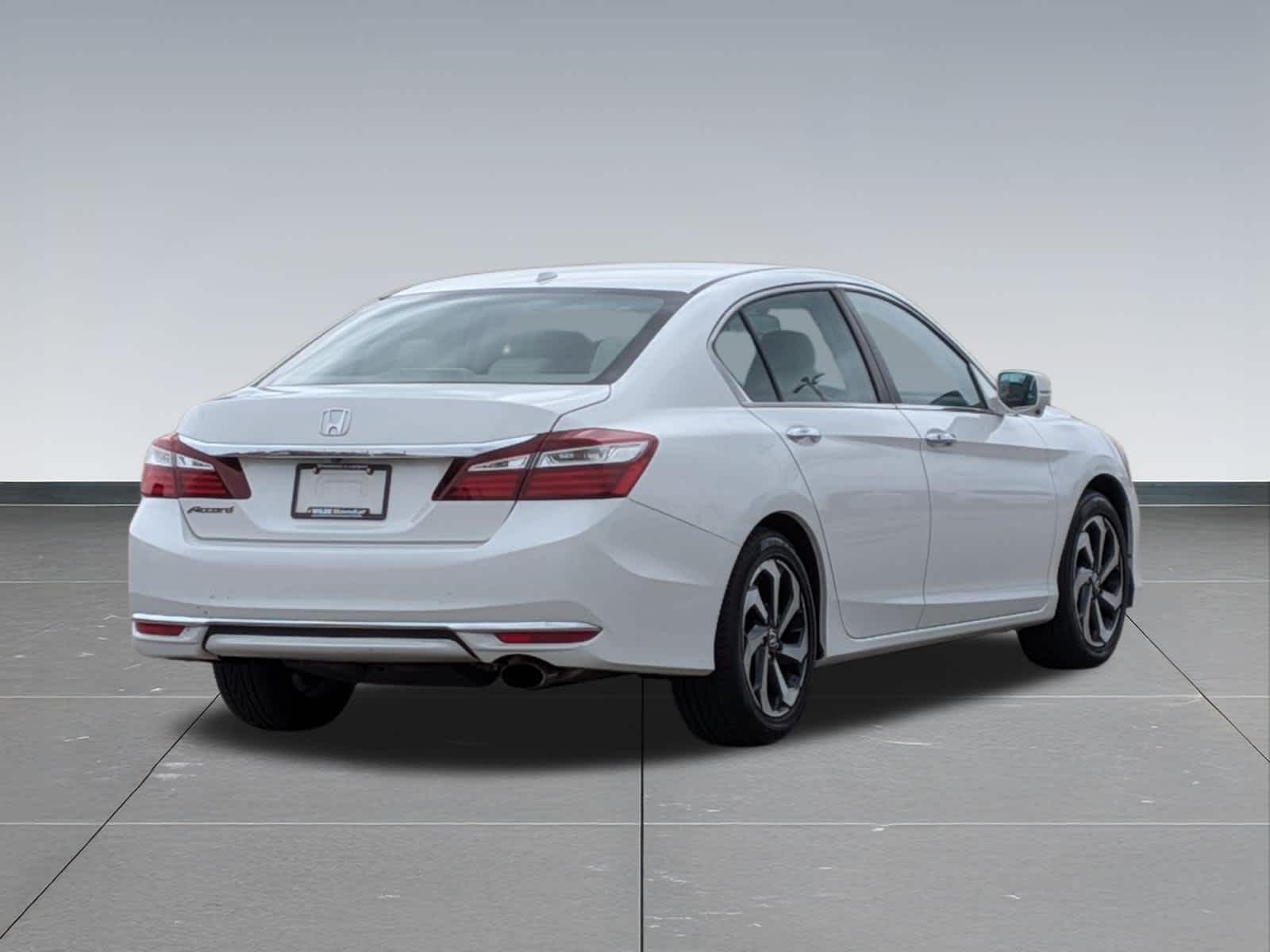 Thumbnail: 2017 Honda Accord - 5