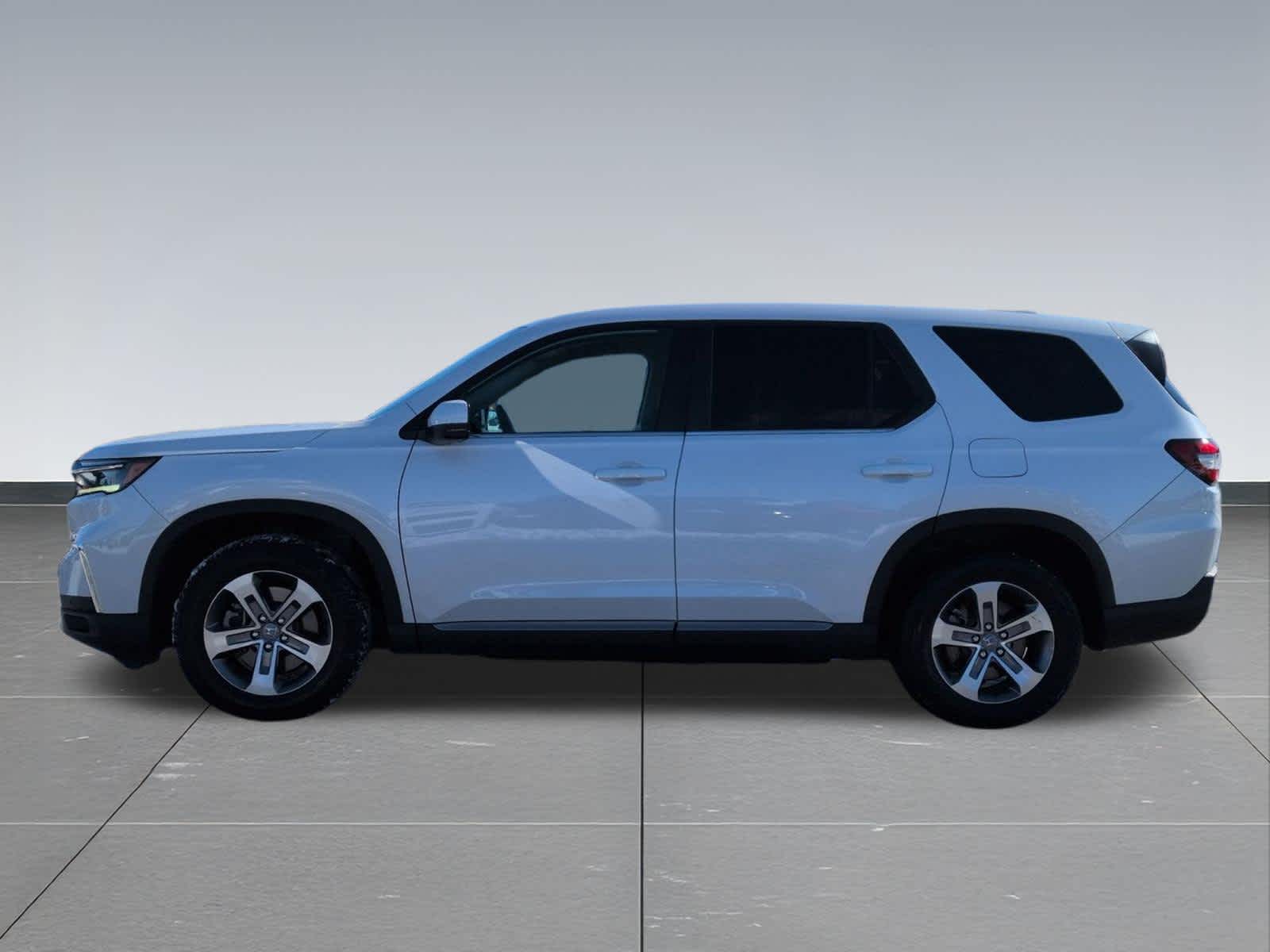 Thumbnail: 2023 Honda Pilot - 3