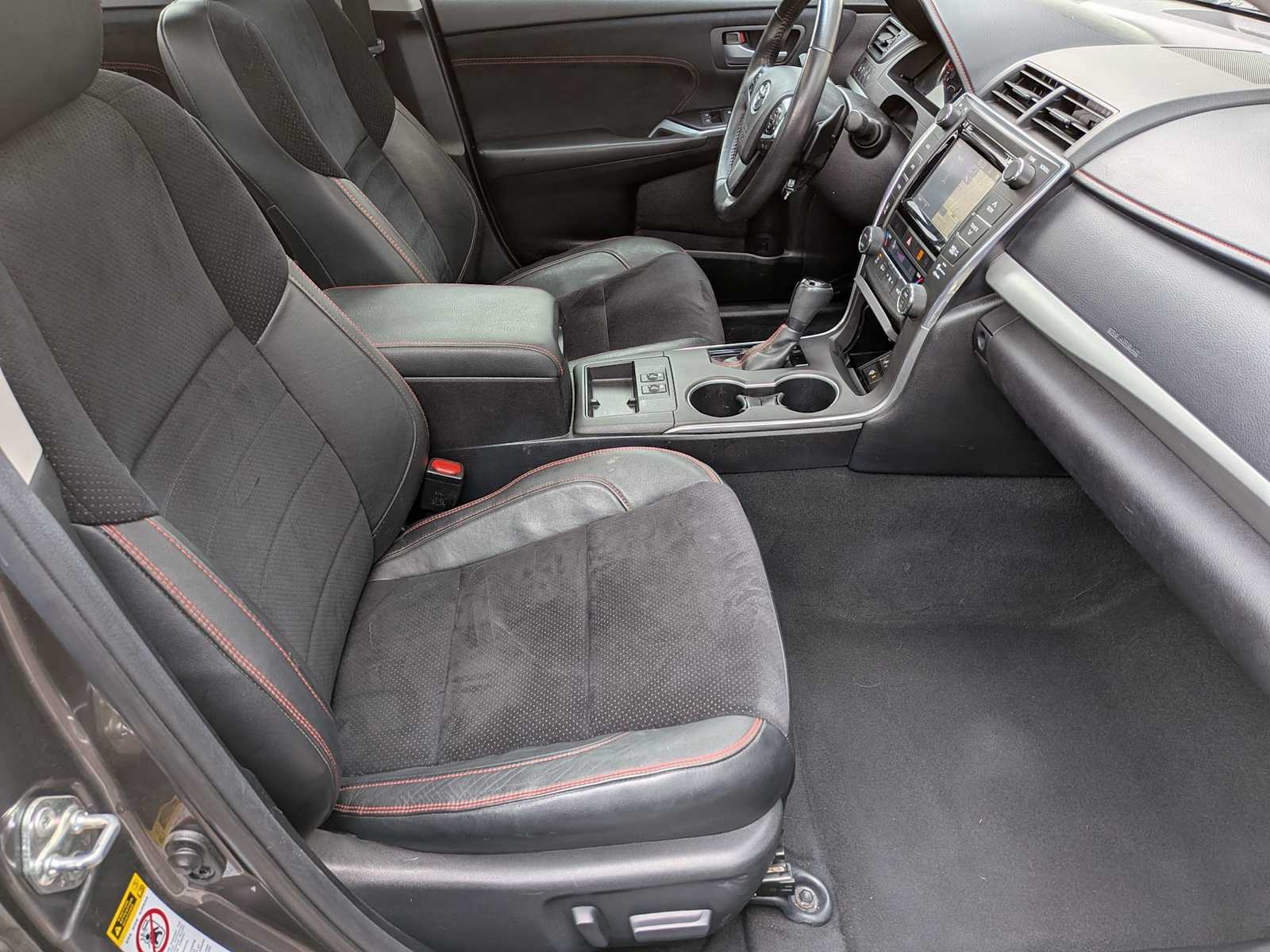 Thumbnail: 2015 Toyota Camry - 22