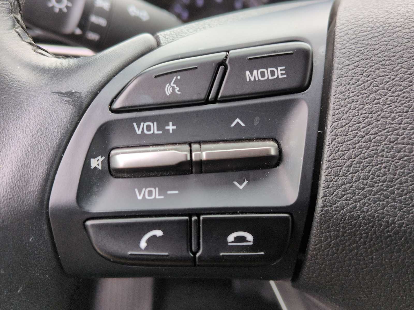 Thumbnail: 2019 Hyundai Elantra - 24