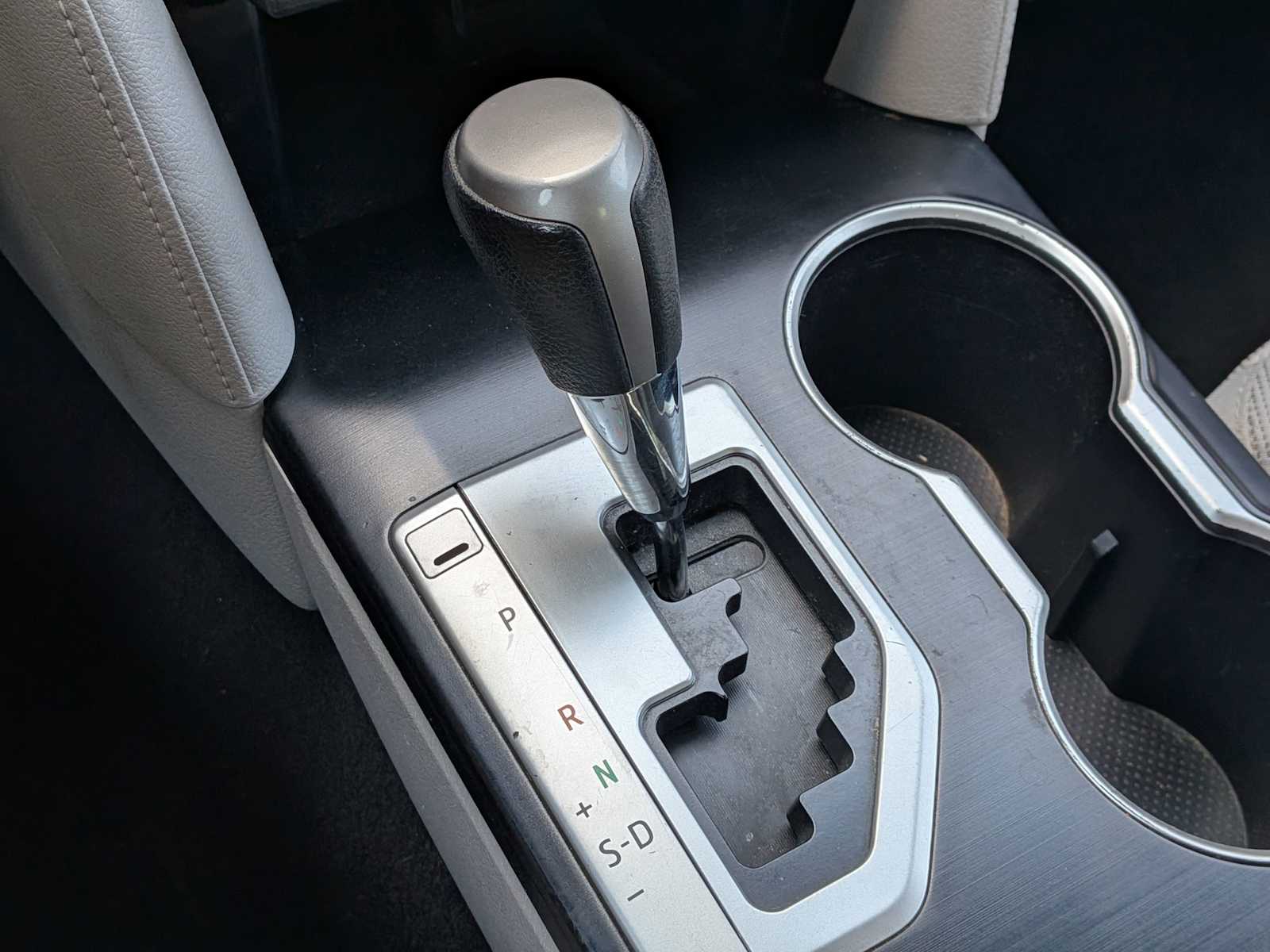 Thumbnail: 2014 Toyota Camry - 25