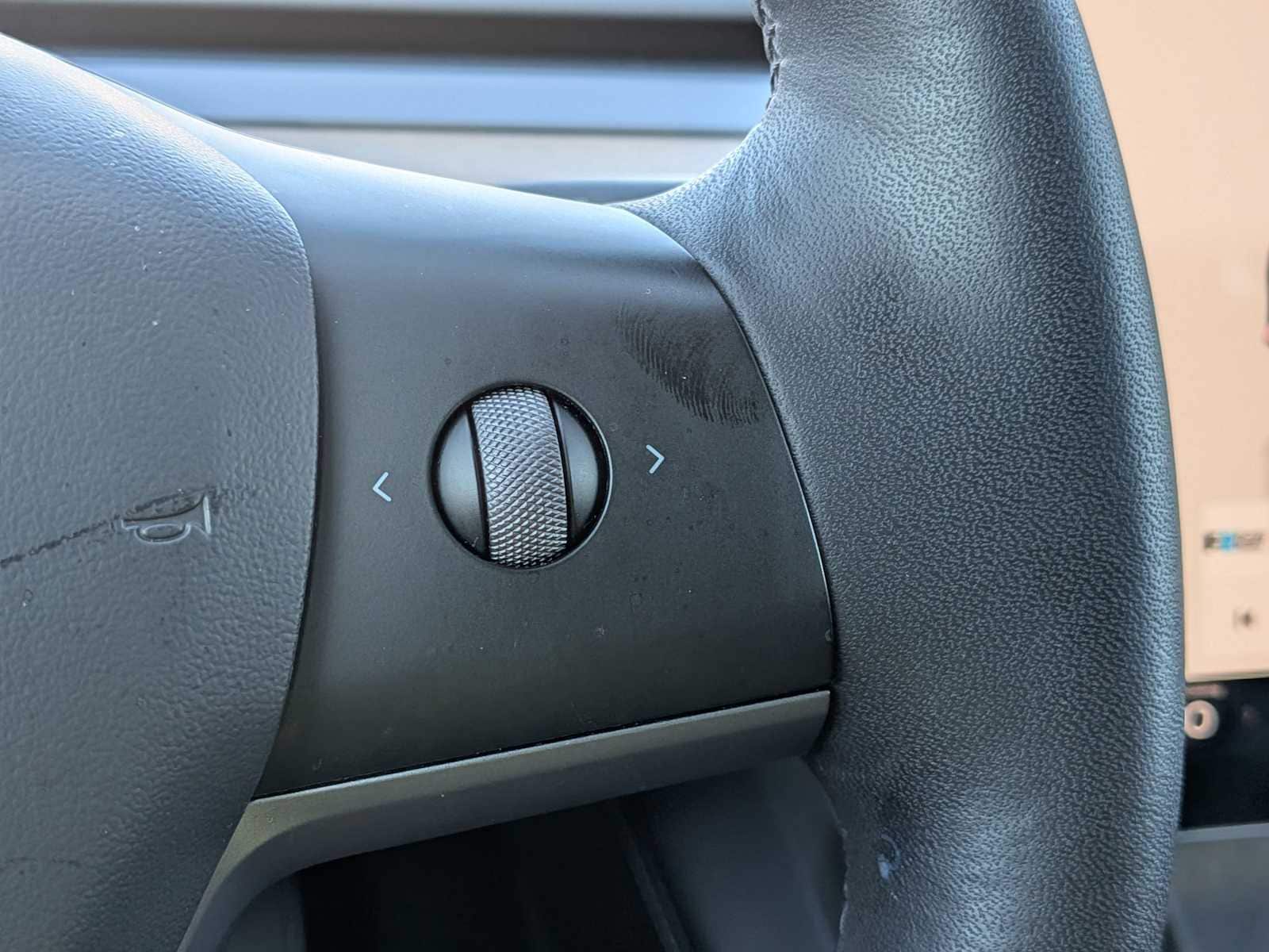 Thumbnail: 2022 Tesla Model 3 - 26