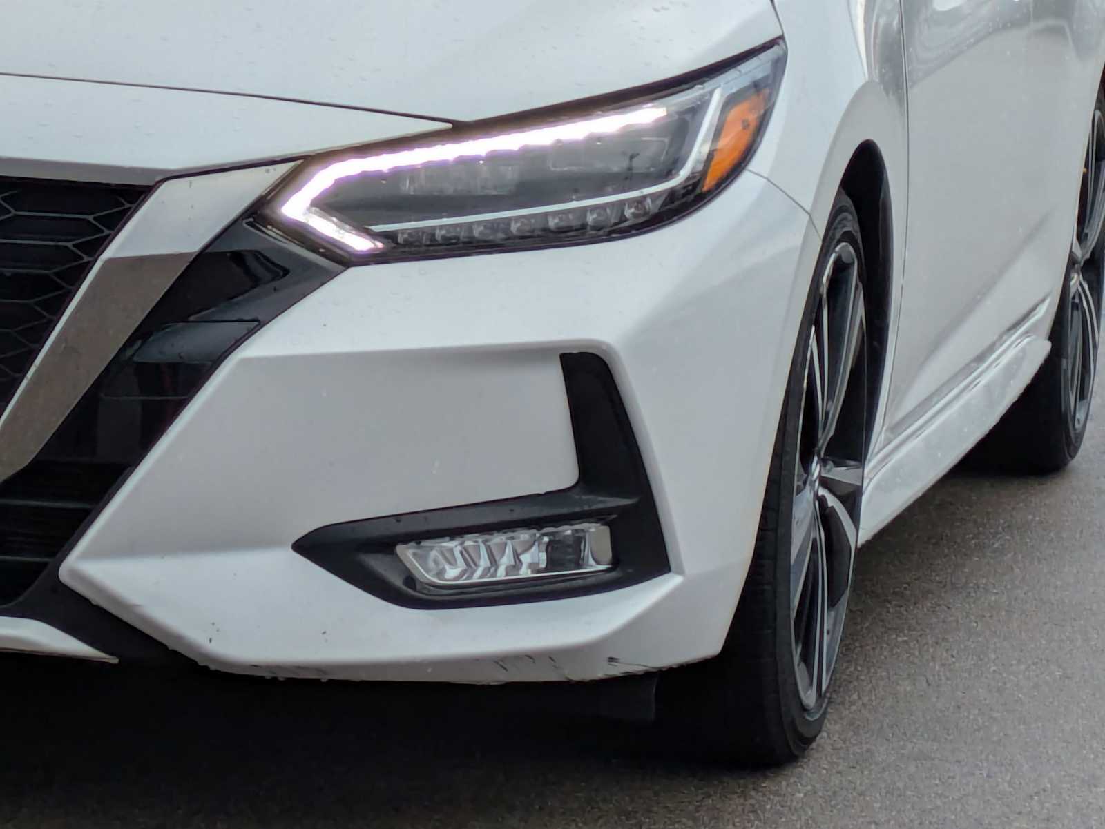 Thumbnail: 2021 Nissan Sentra - 10