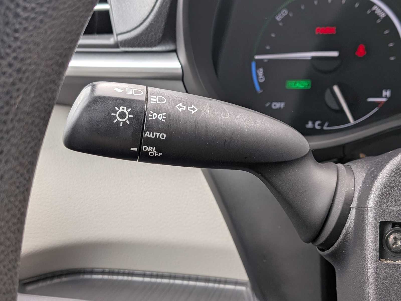 Thumbnail: 2021 Toyota Sienna - 25