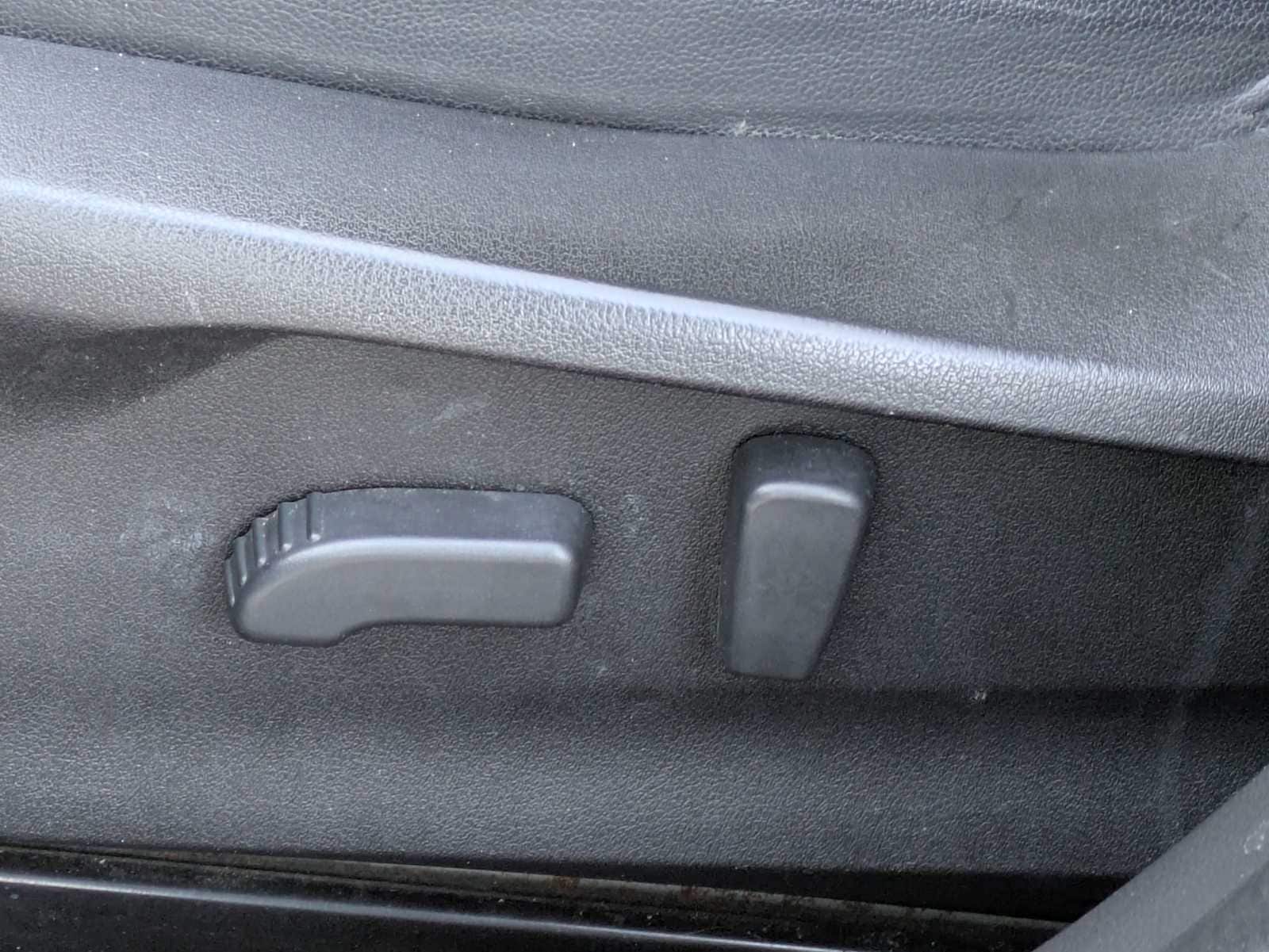 Thumbnail: 2021 Subaru Crosstrek - 16