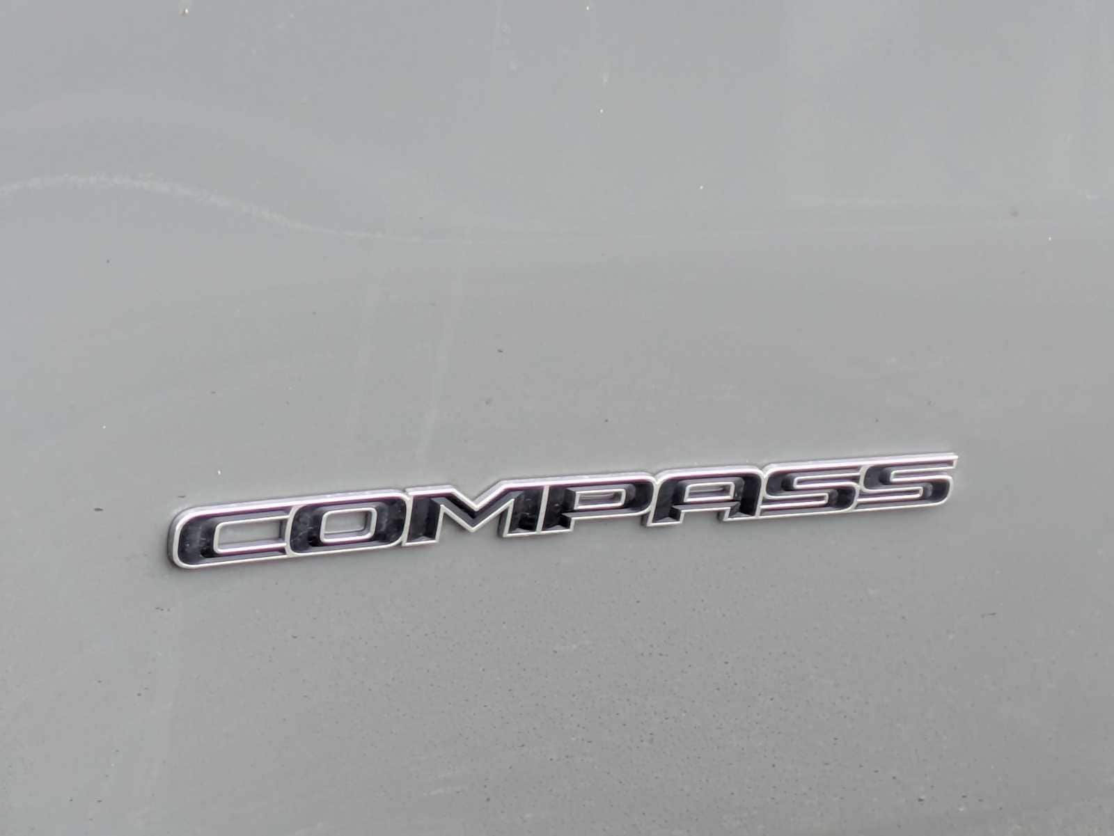 Thumbnail: 2022 Jeep Compass - 12