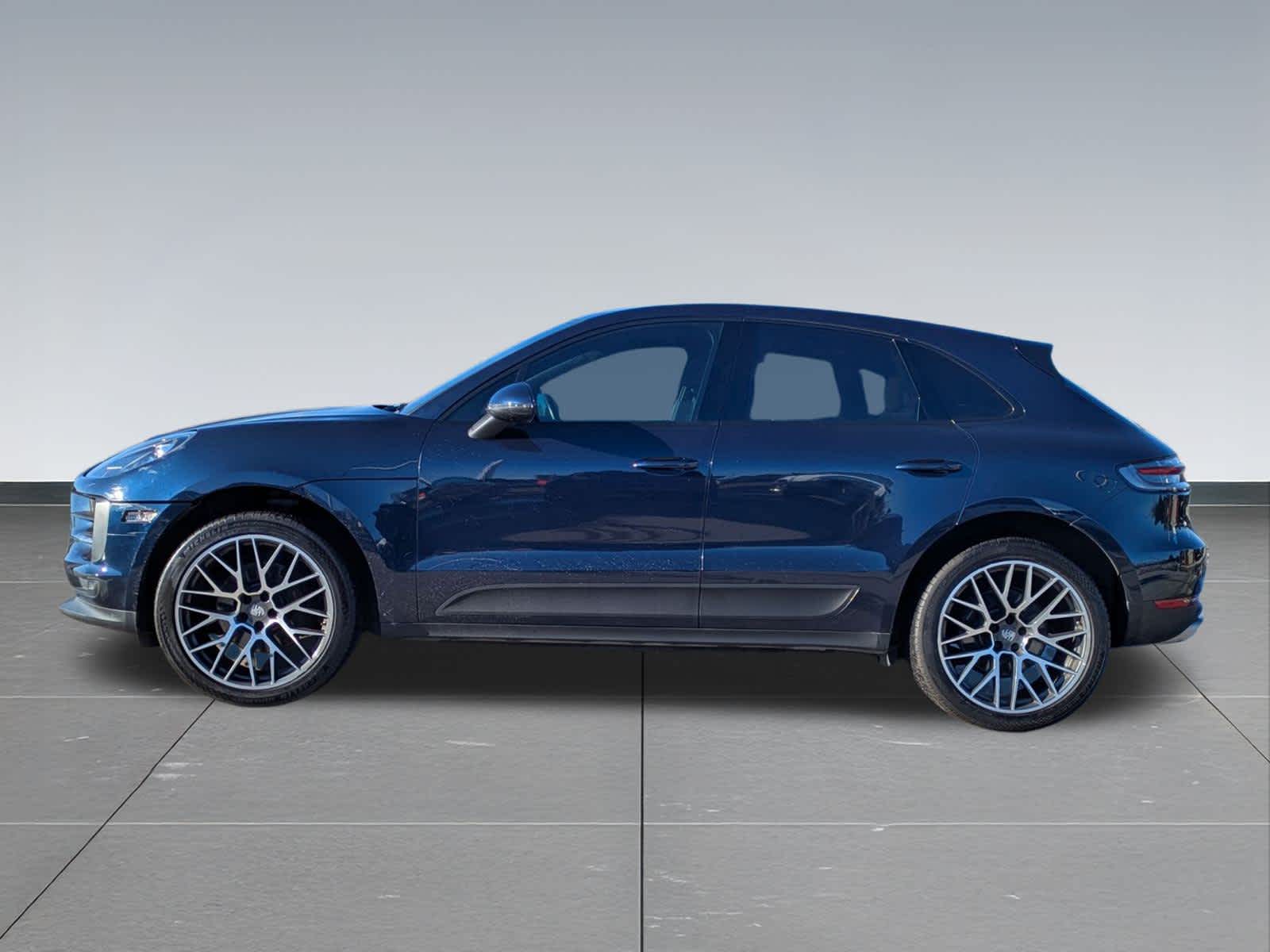 Thumbnail: 2019 Porsche Macan - 3