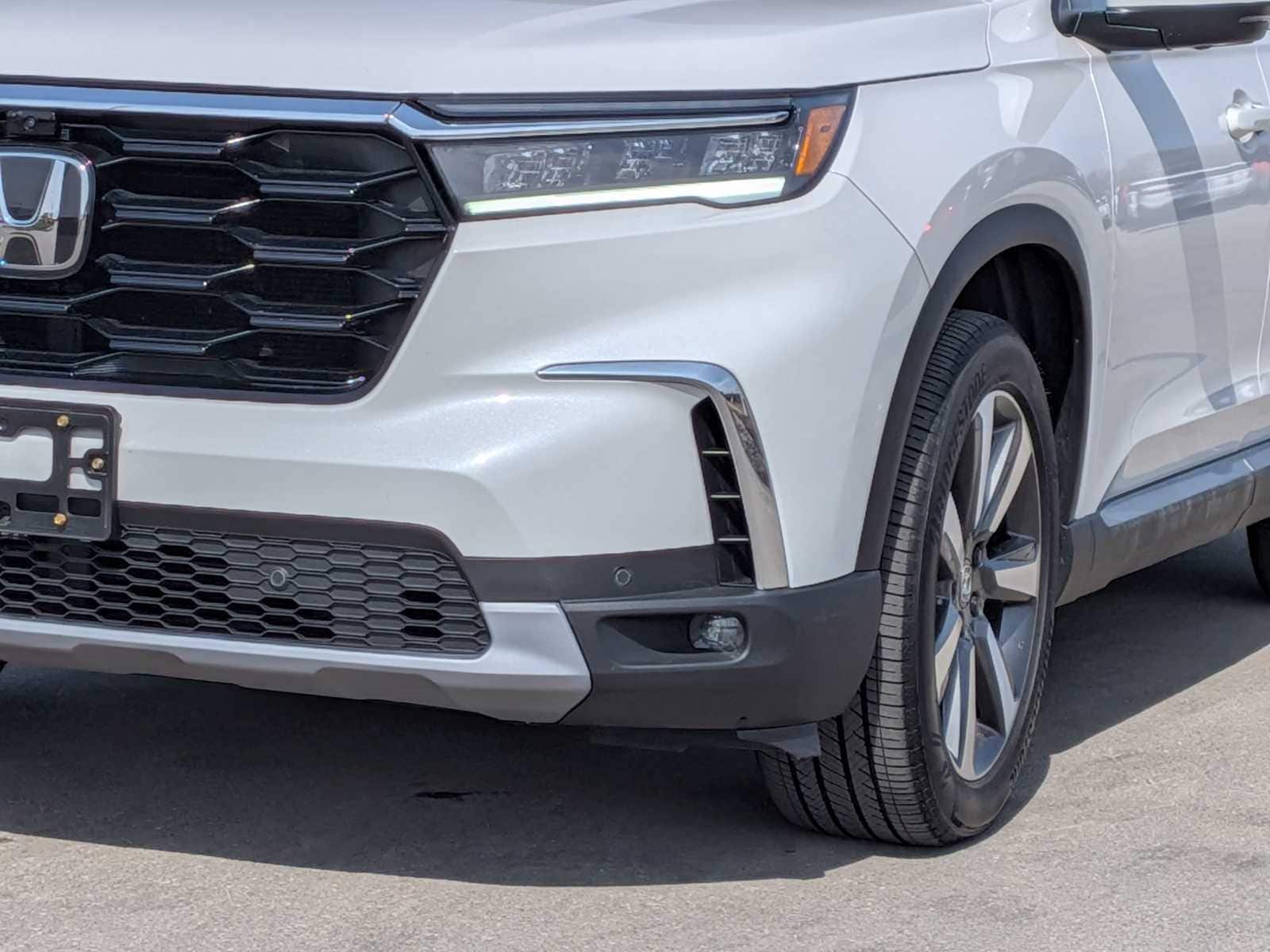 Thumbnail: 2023 Honda Pilot - 10