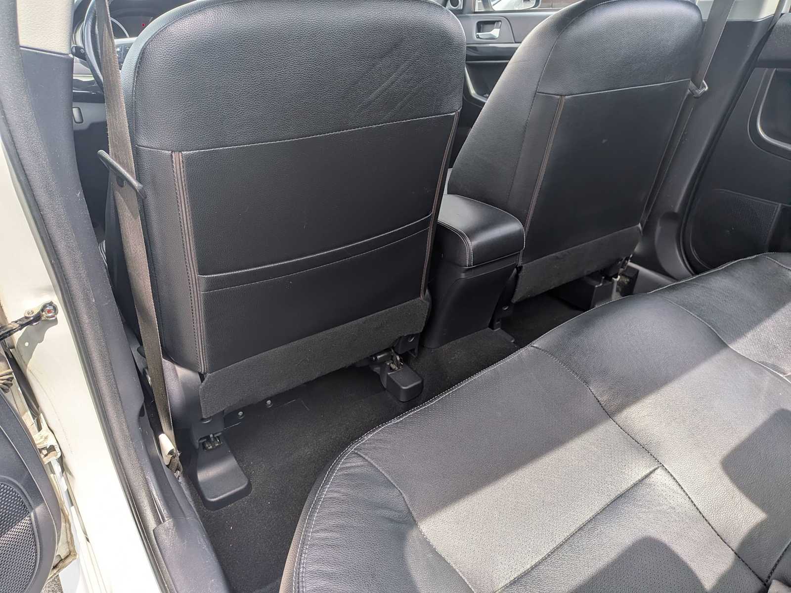 Thumbnail: 2013 Mitsubishi Lancer - 15