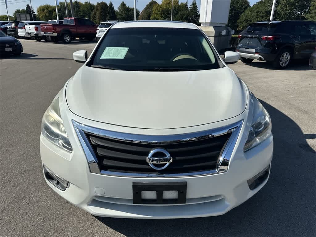 Thumbnail: 2013 Nissan Altima - 8