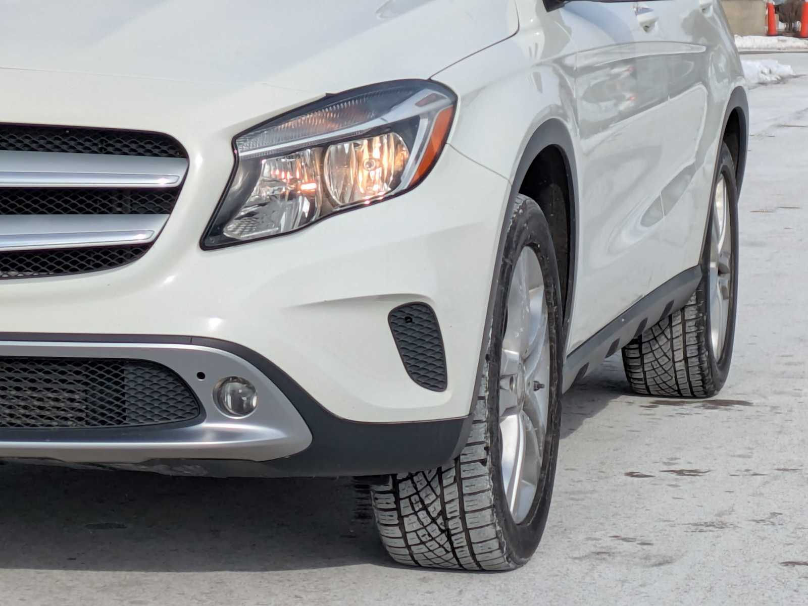 Thumbnail: 2016 Mercedes-Benz GLA - 10
