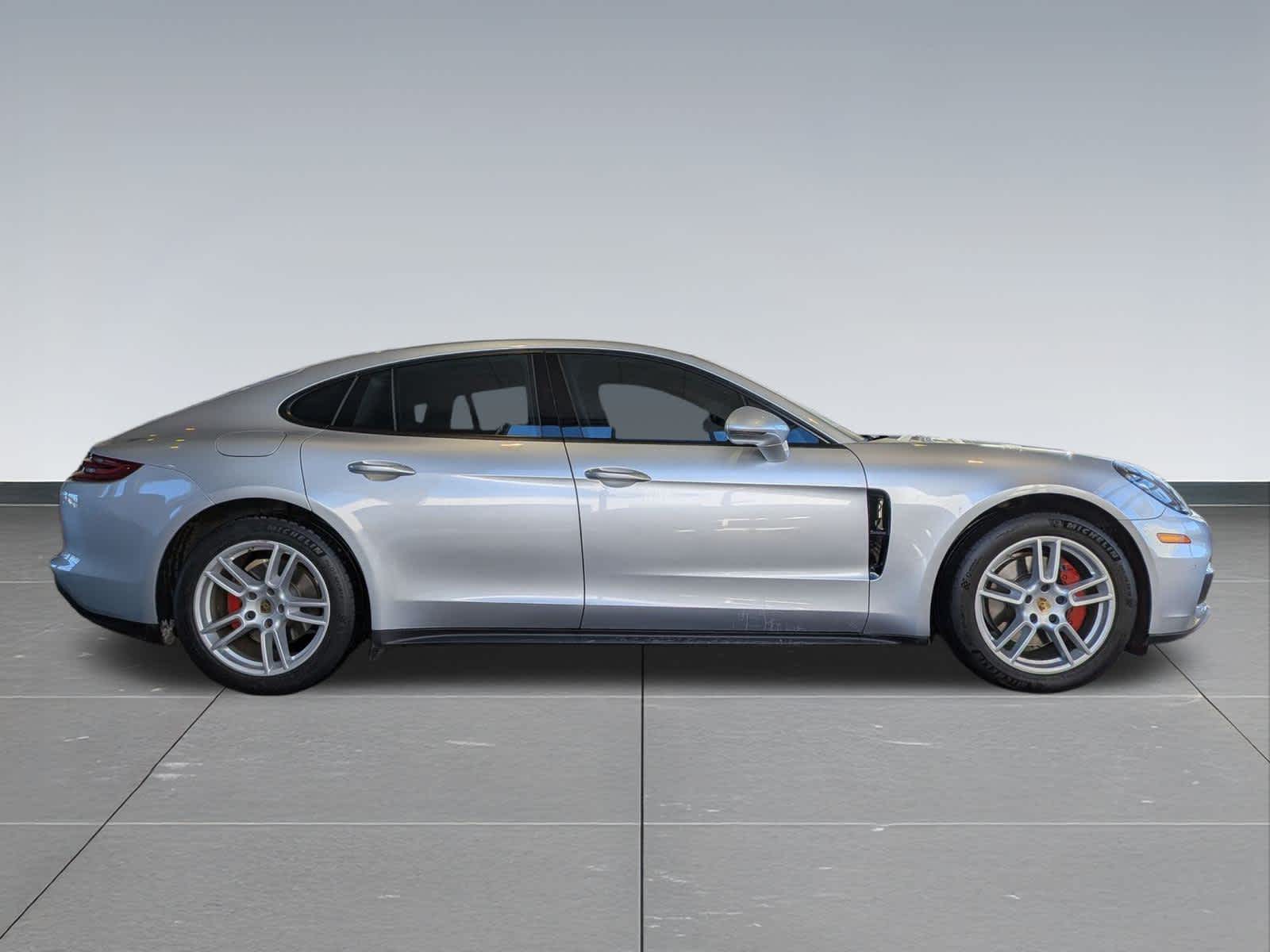 Thumbnail: 2017 Porsche Panamera - 7