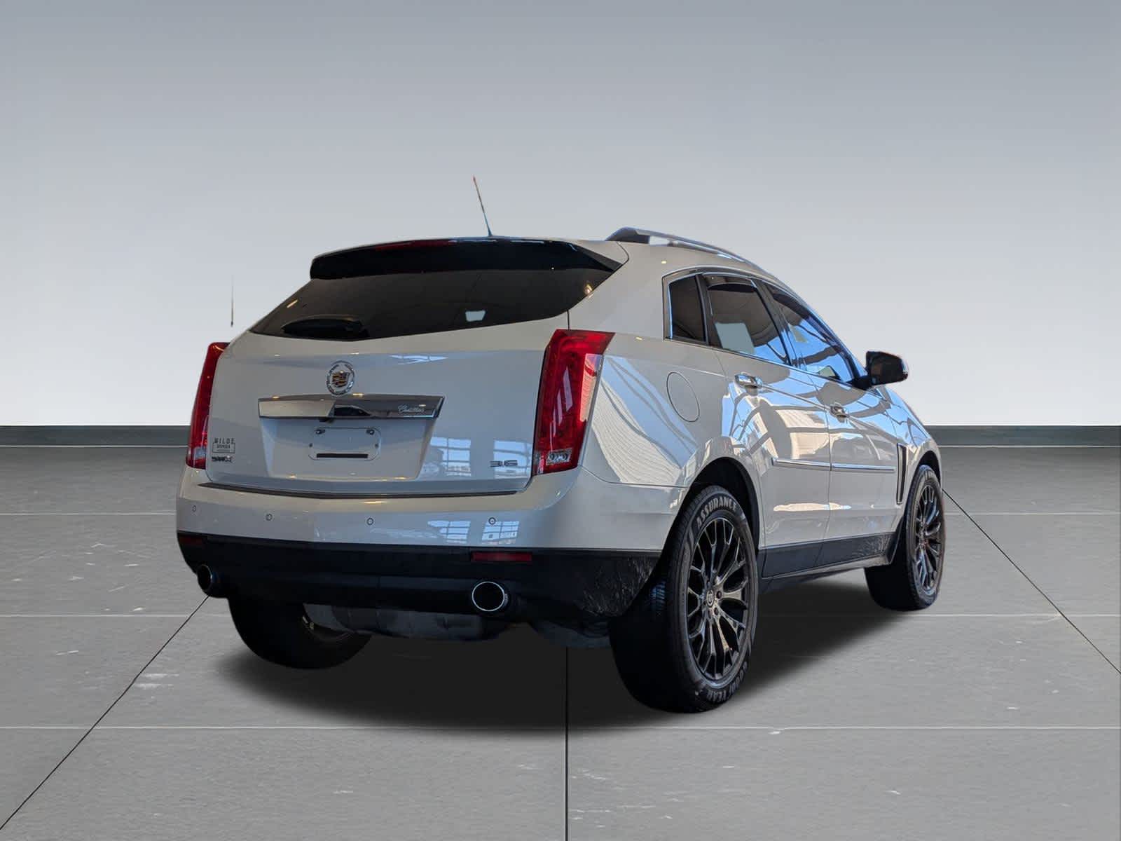Thumbnail: 2016 Cadillac SRX - 6