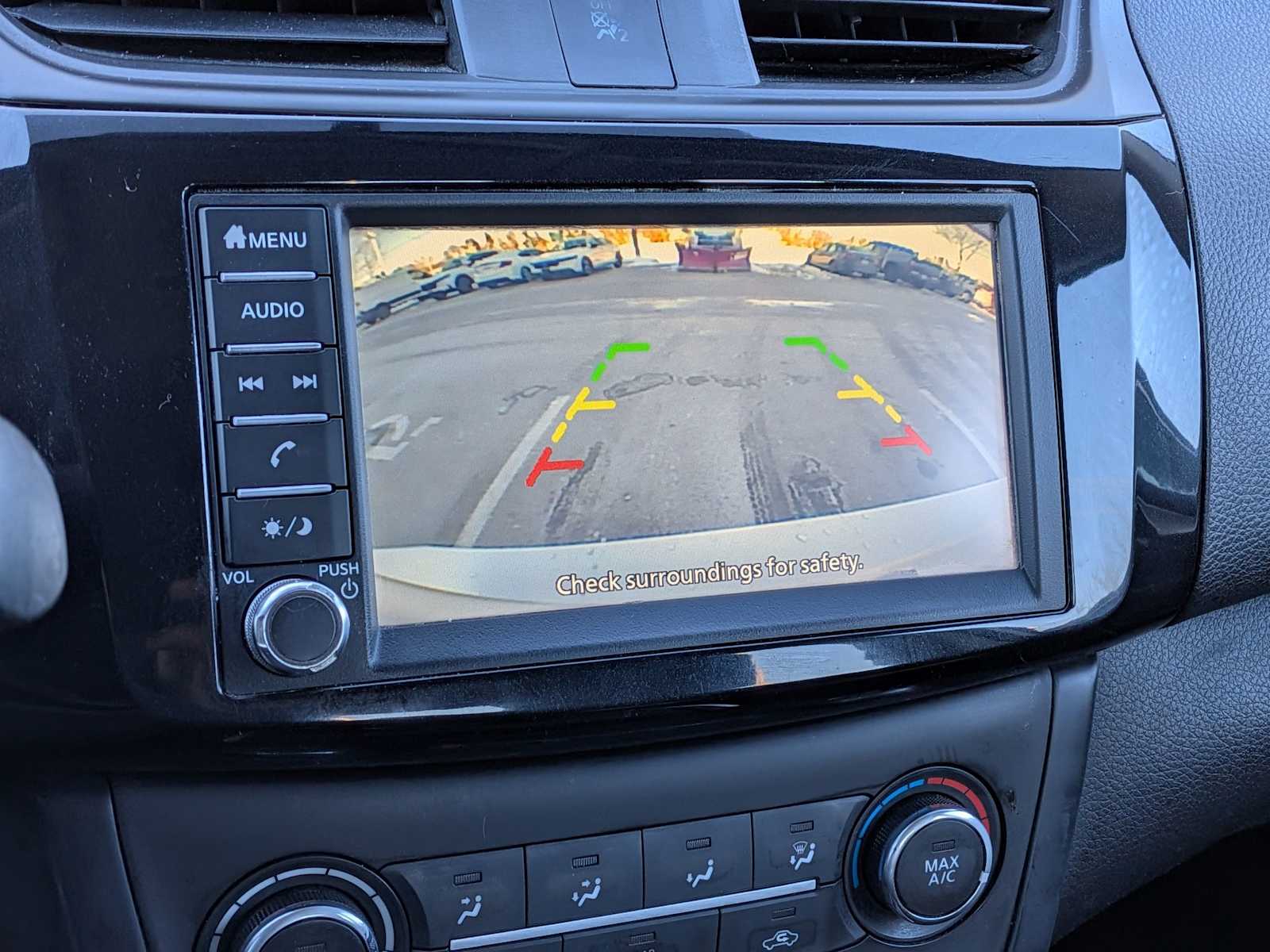 Thumbnail: 2019 Nissan Sentra - 23