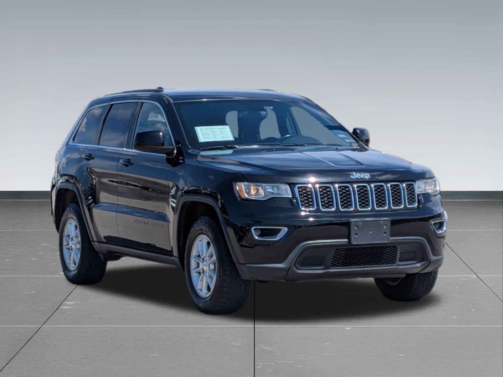 Thumbnail: 2018 Jeep Grand Cherokee - 6