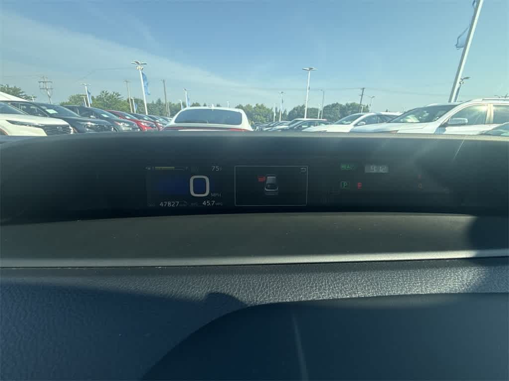 Thumbnail: 2019 Toyota Prius - 31
