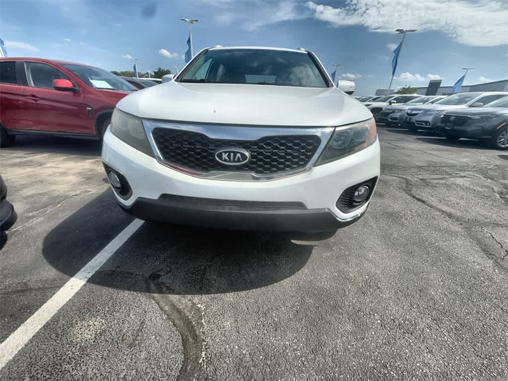 Thumbnail: 2012 Kia Sorento - 9