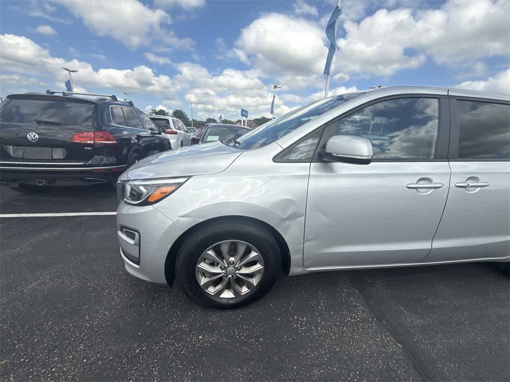 Thumbnail: 2021 Kia Sedona - 3