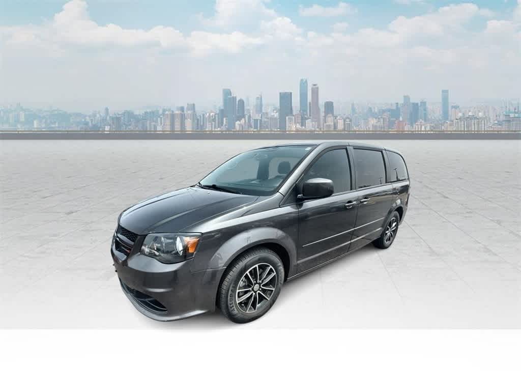2017 Dodge Grand Caravan SE Hero Image