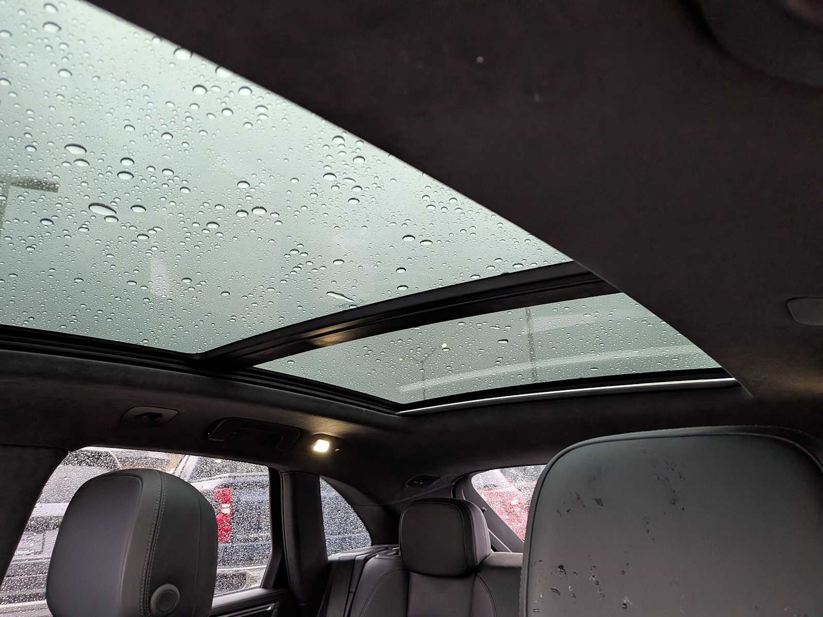 Thumbnail: 2016 Porsche Macan - 19