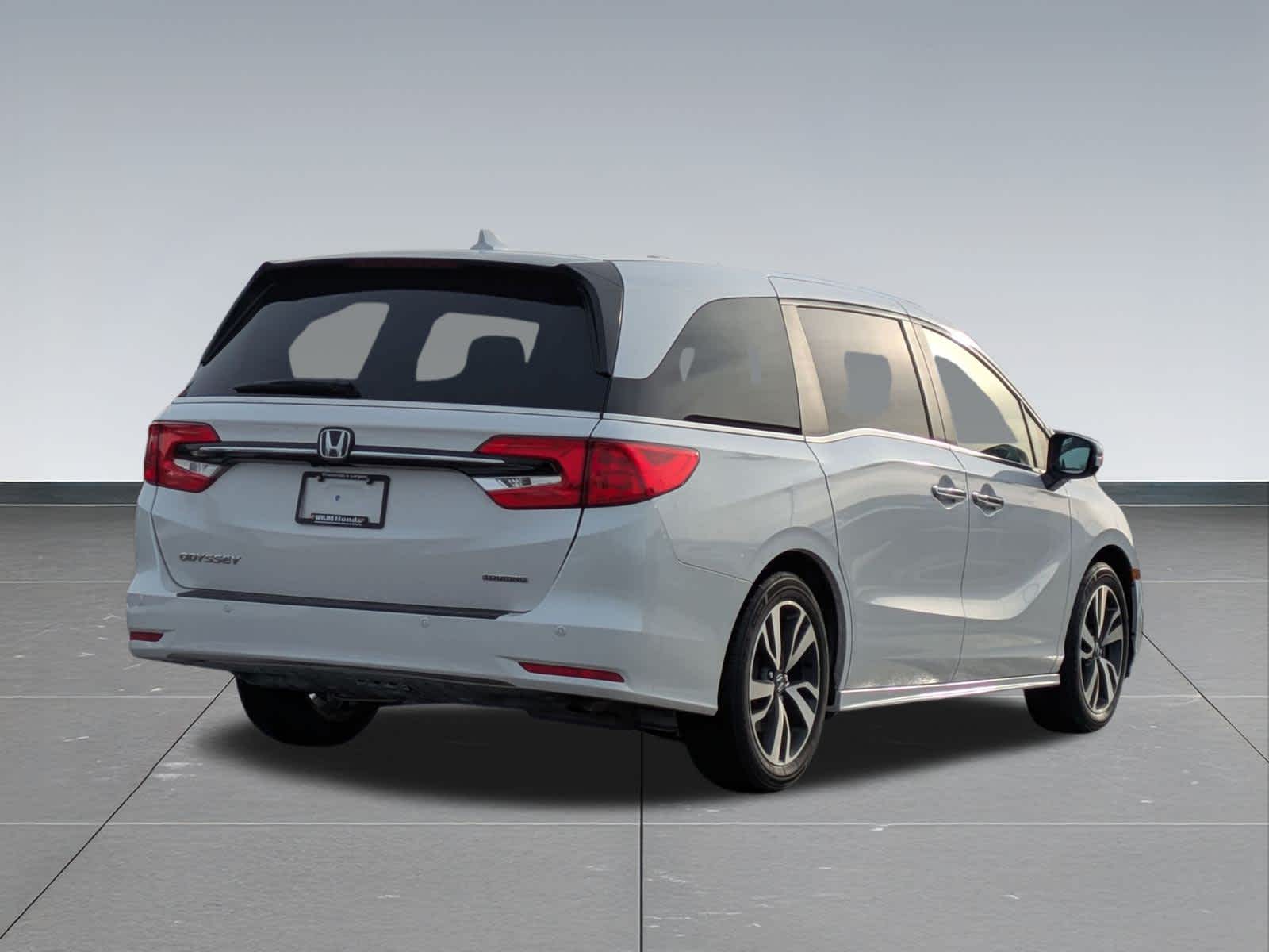 Thumbnail: 2023 Honda Odyssey - 6