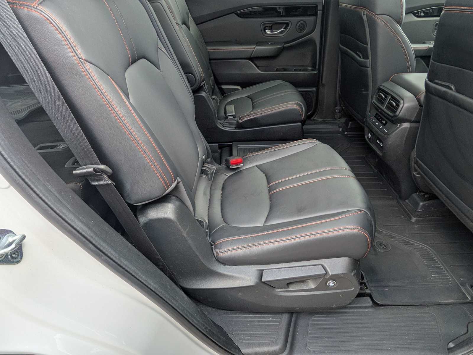 Thumbnail: 2023 Honda Pilot - 20