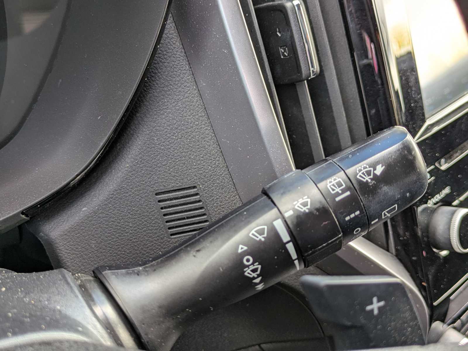 Thumbnail: 2022 Subaru Ascent - 23