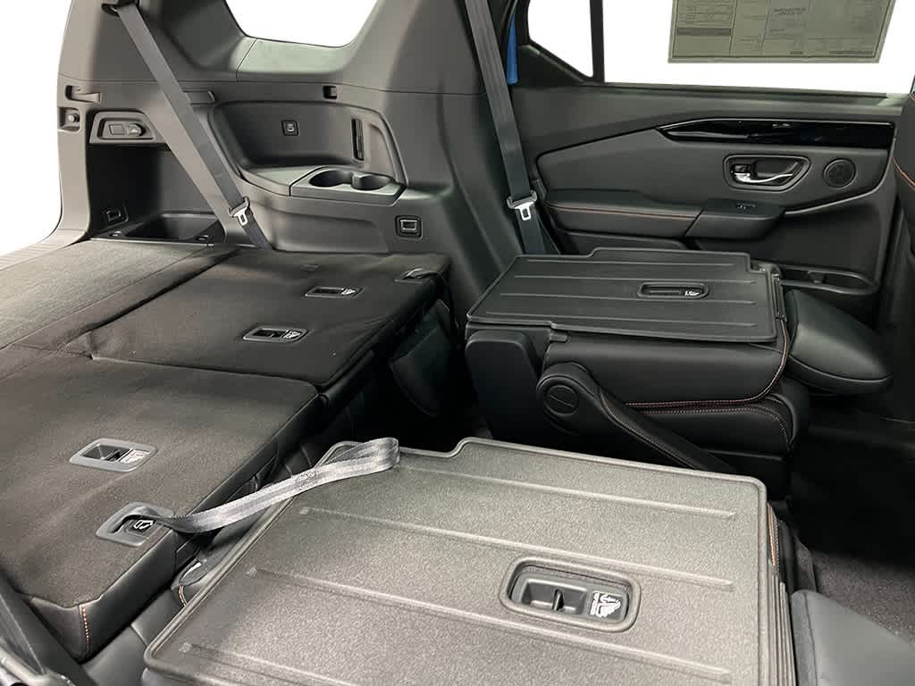 Thumbnail: 2025 Honda Pilot - 35