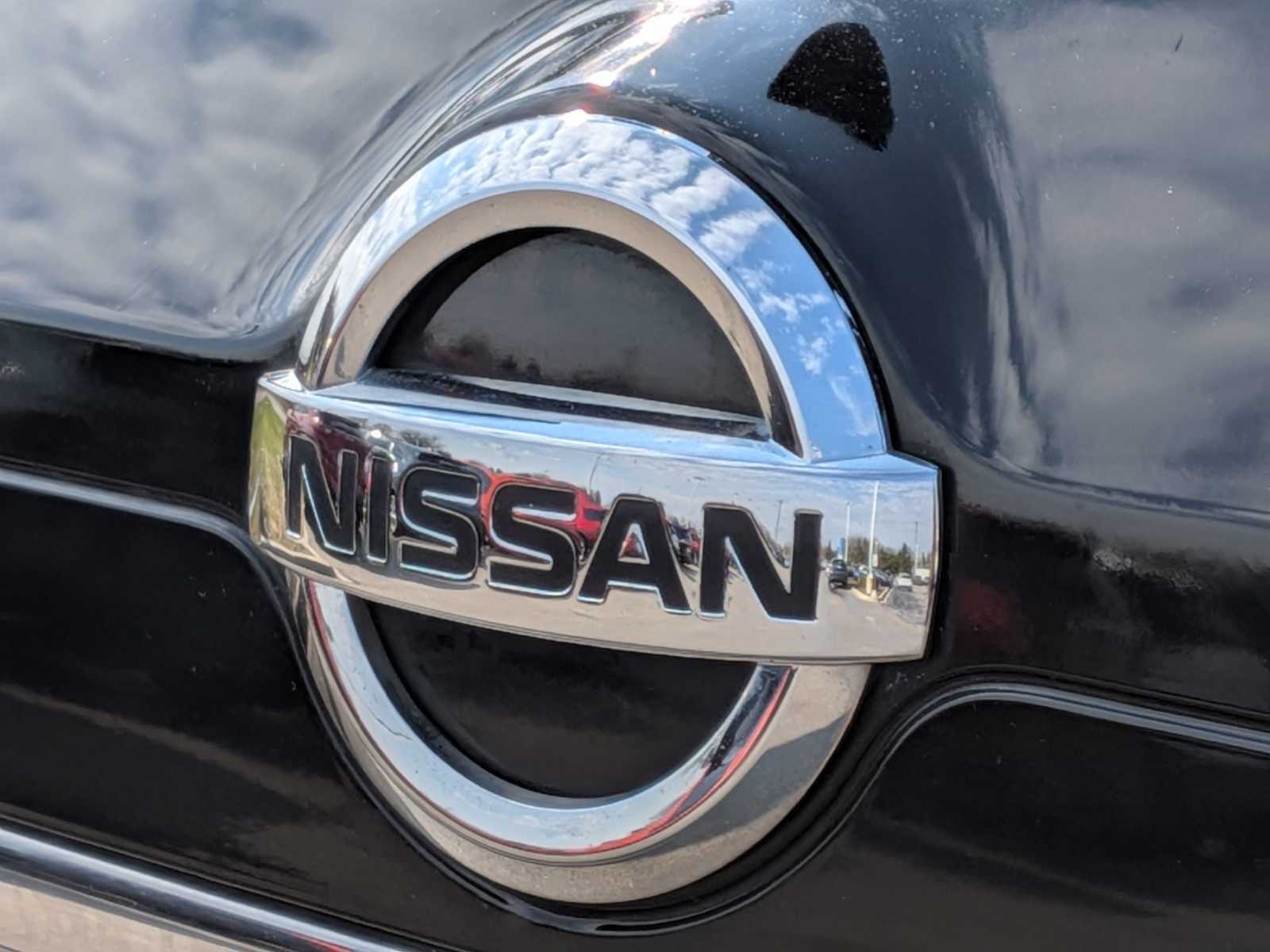 Thumbnail: 2015 Nissan Rogue - 11