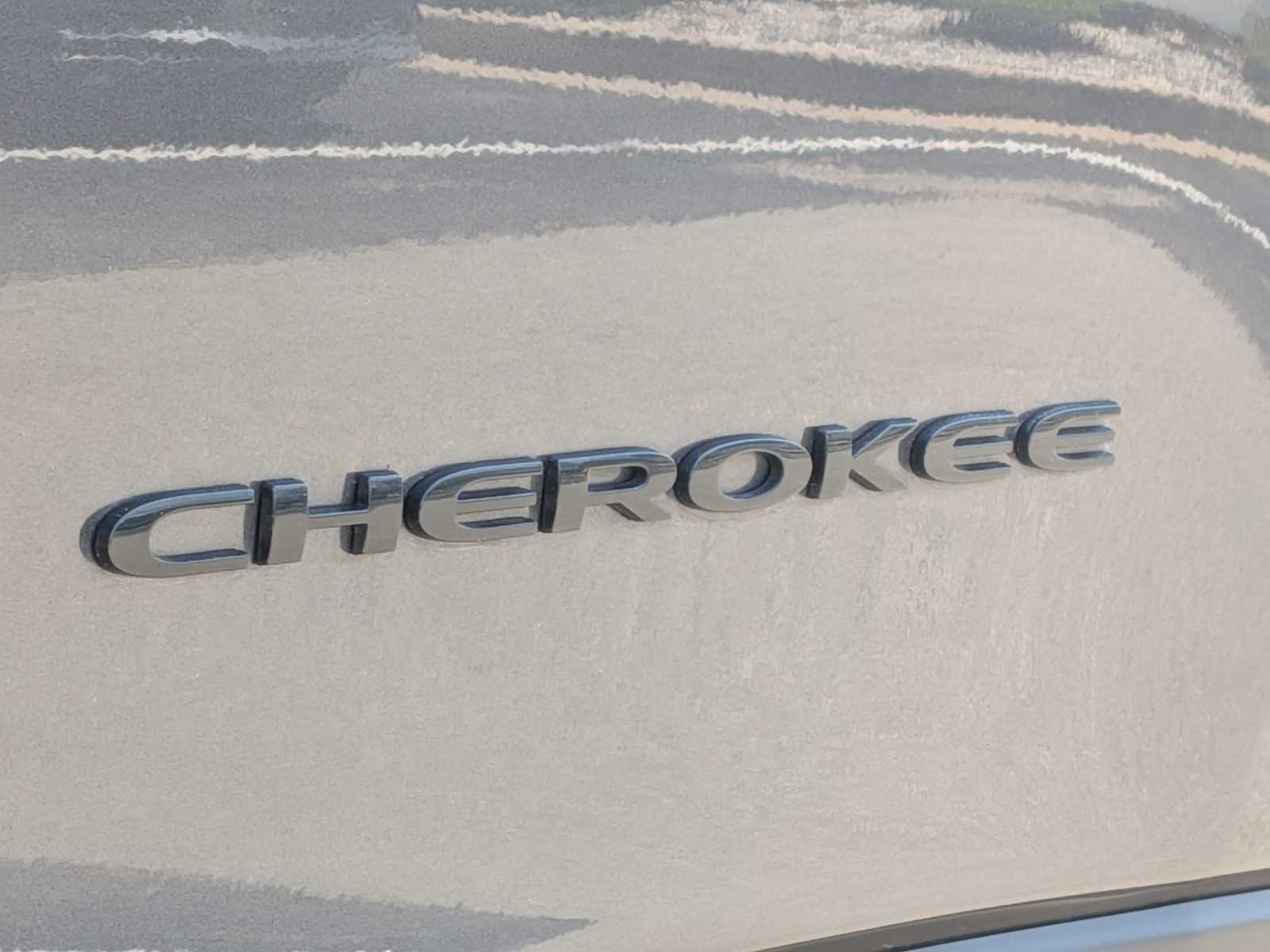 Thumbnail: 2016 Jeep Cherokee - 12