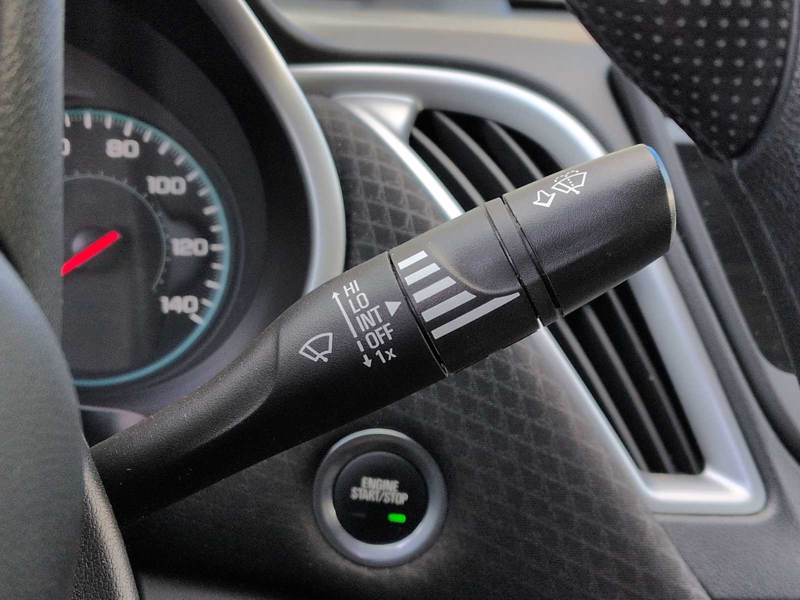 Thumbnail: 2023 Chevrolet Malibu - 25