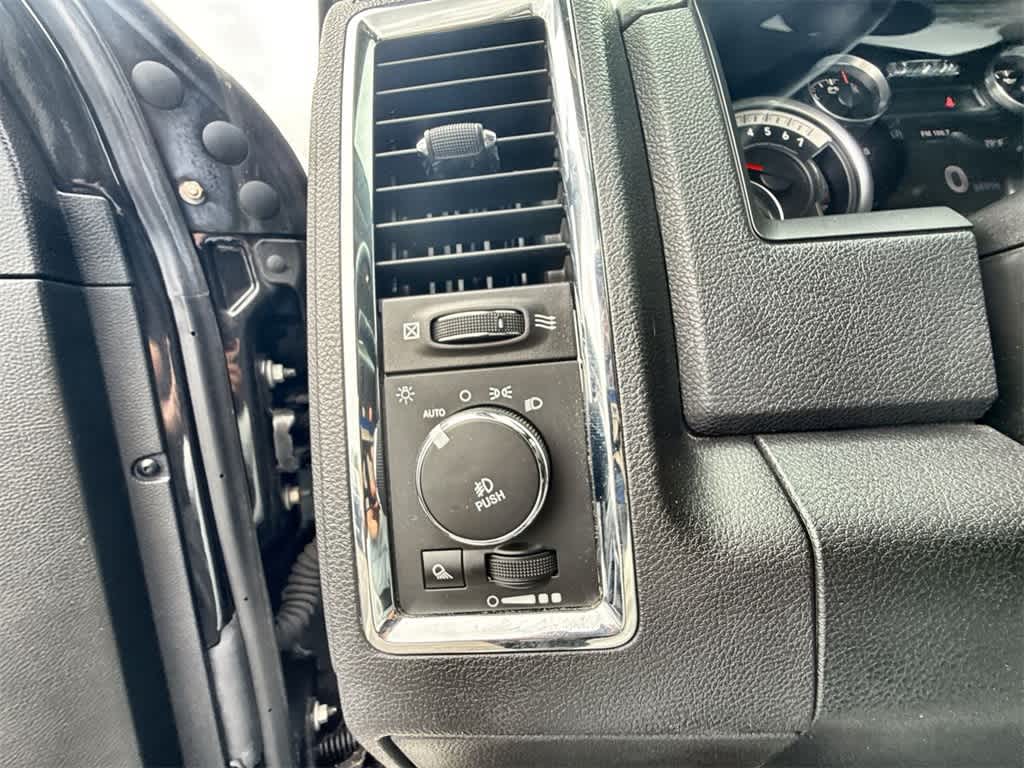 Thumbnail: 2017 RAM 1500 - 16