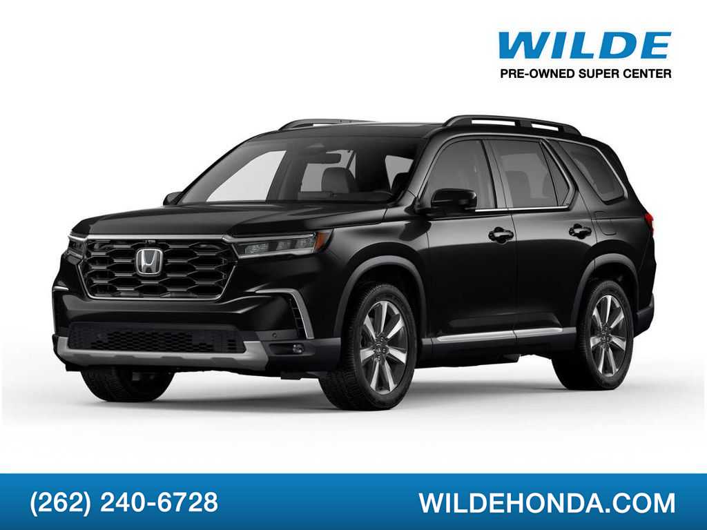 2025 Honda Pilot Touring AWD's photo