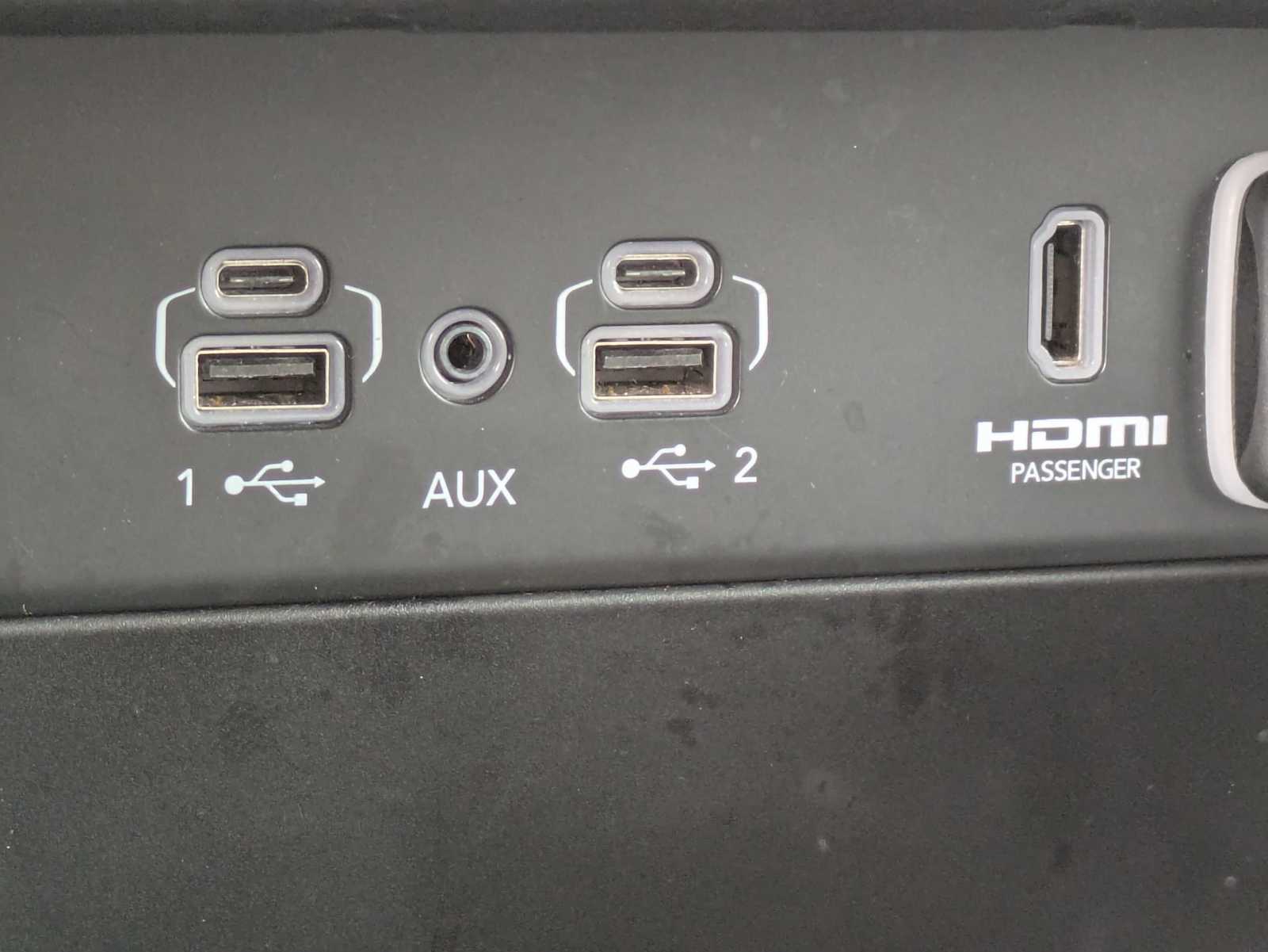 Thumbnail: 2024 Jeep Grand Cherokee - 32