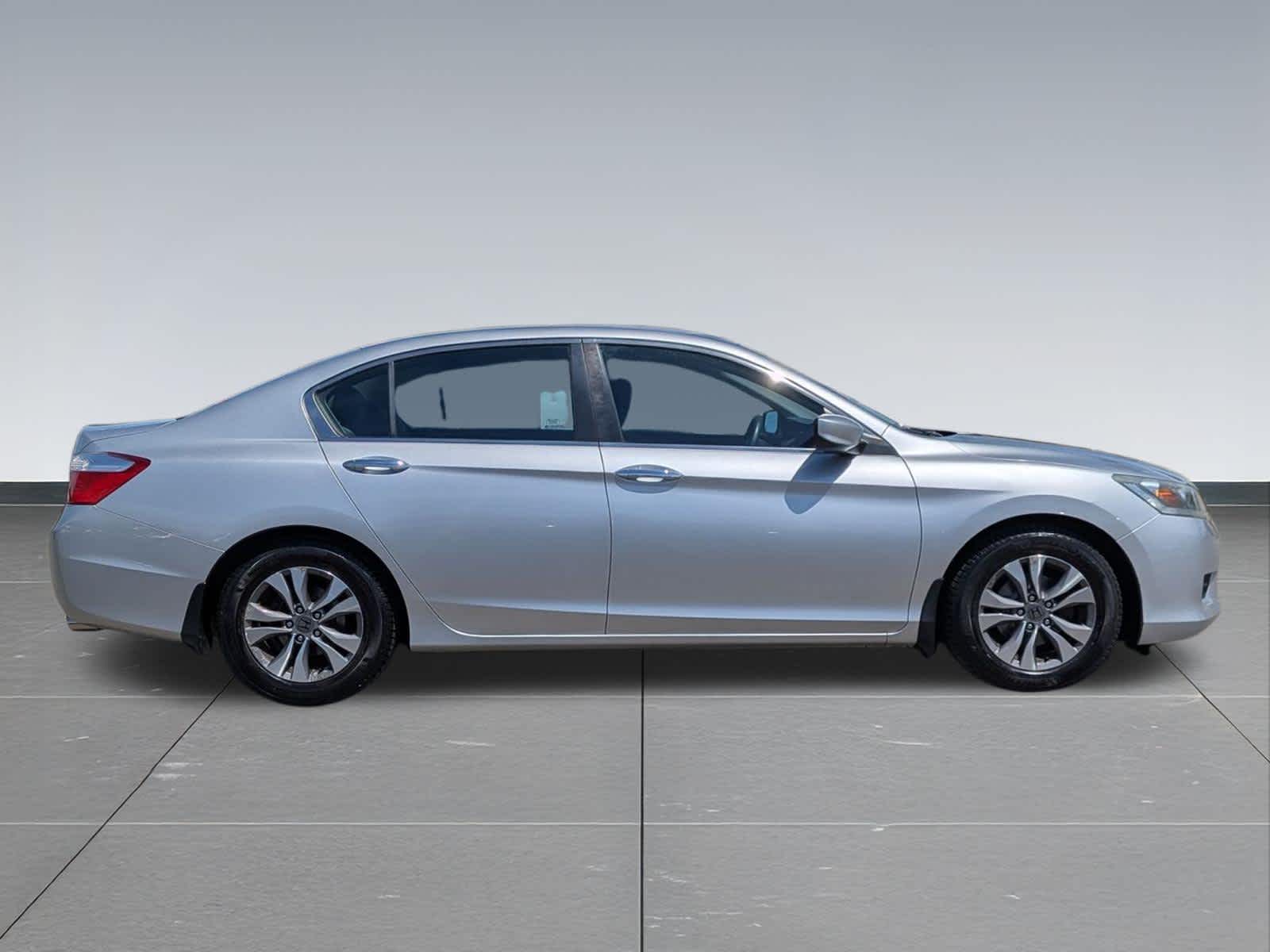 Thumbnail: 2015 Honda Accord - 5