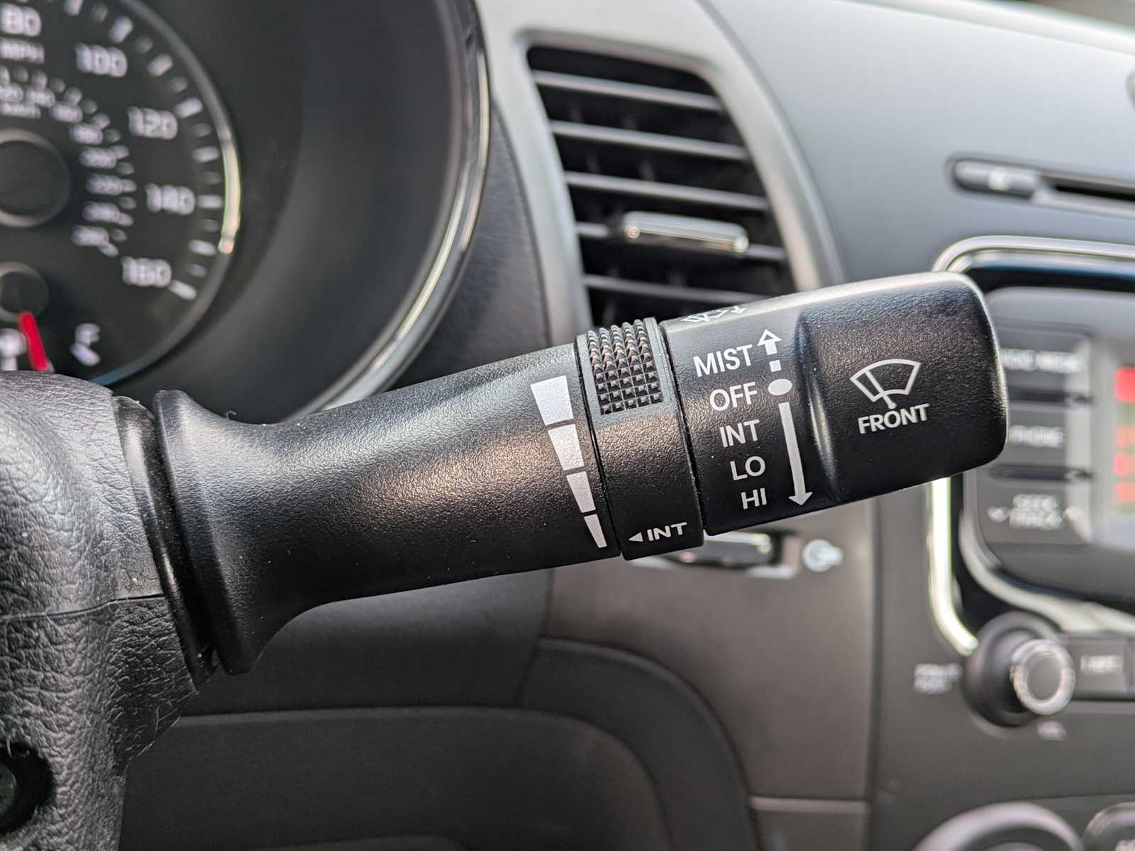 Thumbnail: 2017 Kia Forte - 25