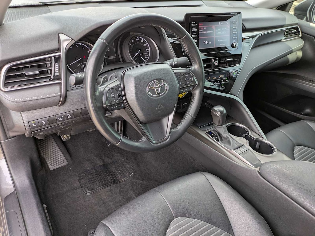 Used 2023 Toyota Camry SE Sedan
